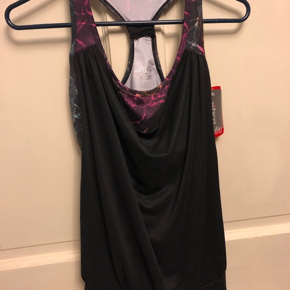 bcg Tops - Women’s athletic tank top with attached bra